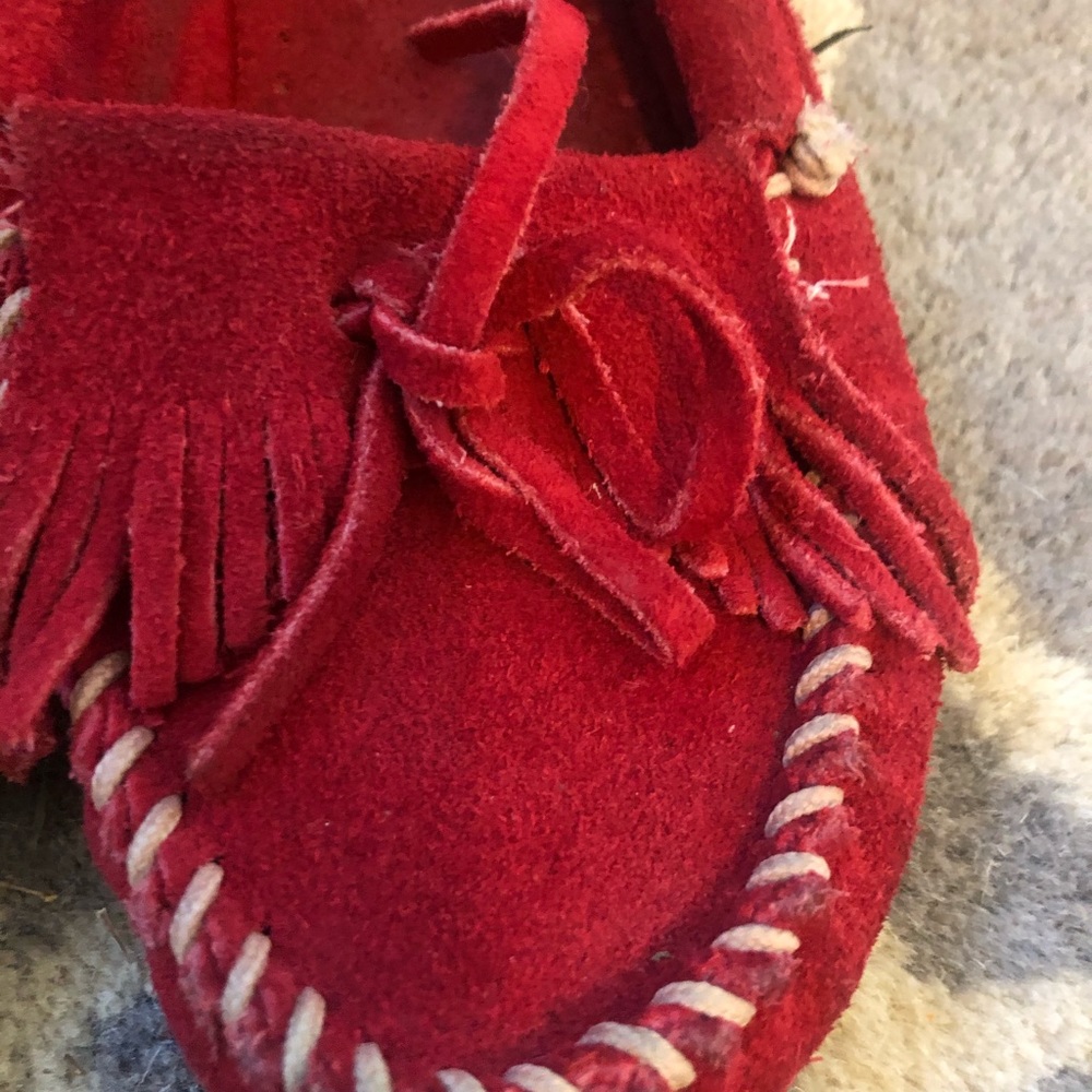 ❤️Suede Minnetonka Moccasins❤️ - Picture 4 of 4